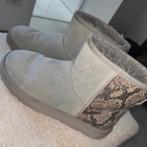 ugg orinele maat 39 slangenprint, Beige, Snowboots, Ophalen of Verzenden, Zo goed als nieuw