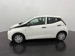 Toyota Aygo 1.0 VVT-i x-now / Carplay / Airco / Camera, Voorwielaandrijving, Stof, Gebruikt, 4 stoelen
