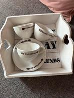 Gratis ophalen: Dienblad met espresso kopjes en schoteltjes, Huis en Inrichting, Keuken | Servies, Ophalen, Zo goed als nieuw