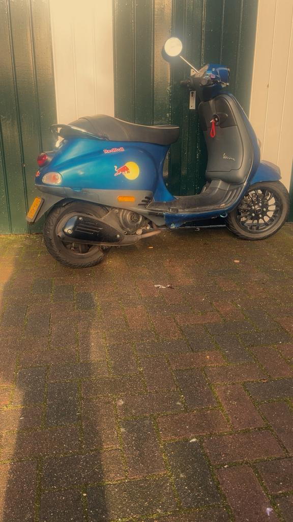 Vespa ET2 tekoop/teruil, Fietsen en Brommers, Snorfietsen en Snorscooters, Zo goed als nieuw, Vespa, Benzine, Ophalen