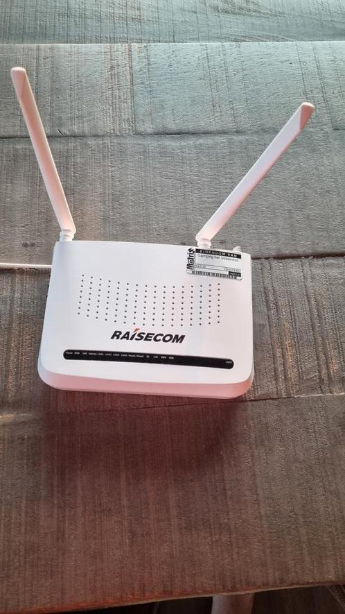 matrix lan gpon modem premium dual band +tv raisecom, Computers en Software, Routers en Modems, Zo goed als nieuw, Ophalen
