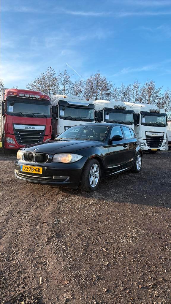 BMW 1-Serie 1.6 116I 2007 Zwart, Auto's, BMW, Bedrijf, 1-Serie, Benzine, D, Hatchback, Handgeschakeld, Origineel Nederlands, Zwart