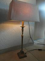 goud kleur lampenvoet metaal met besselink kap creme, Huis en Inrichting, Lampen | Tafellampen, Ophalen of Verzenden, Zo goed als nieuw