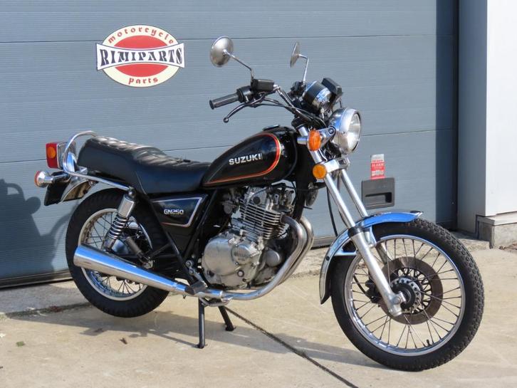 Nette & Goed-rijdende Suzuki GN250 - GN 250 '93 Classic GN, Motoren, Motoren | Oldtimers, Naked bike, 12 t/m 35 kW, 1 cilinder