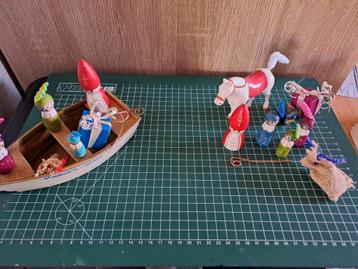 Peg dolls sinterklaas en piet met boot of paard beschikbaar voor biedingen