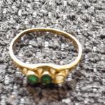 Prachtige gouden ring met 2 smaragden. Ik mis 1 steentje, Gebruikt, Verzenden, Met edelsteen, Dame