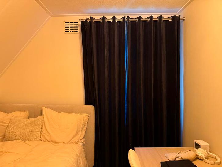 Velours gordijnen, Huis en Inrichting, Stoffering | Gordijnen en Lamellen, Zo goed als nieuw, 200 cm of meer, Blauw, Ophalen of Verzenden