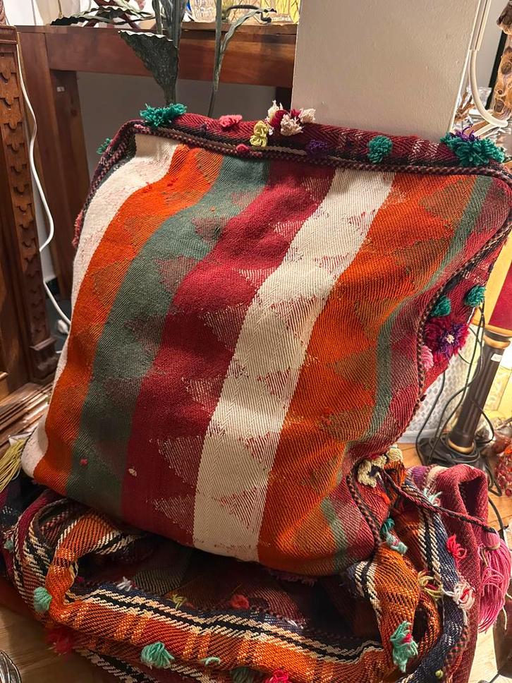 Iraans Kussen / Kussensloop - Handgemaakt en Uniek, Antiek en Kunst, Antiek | Kleden en Textiel, Ophalen of Verzenden