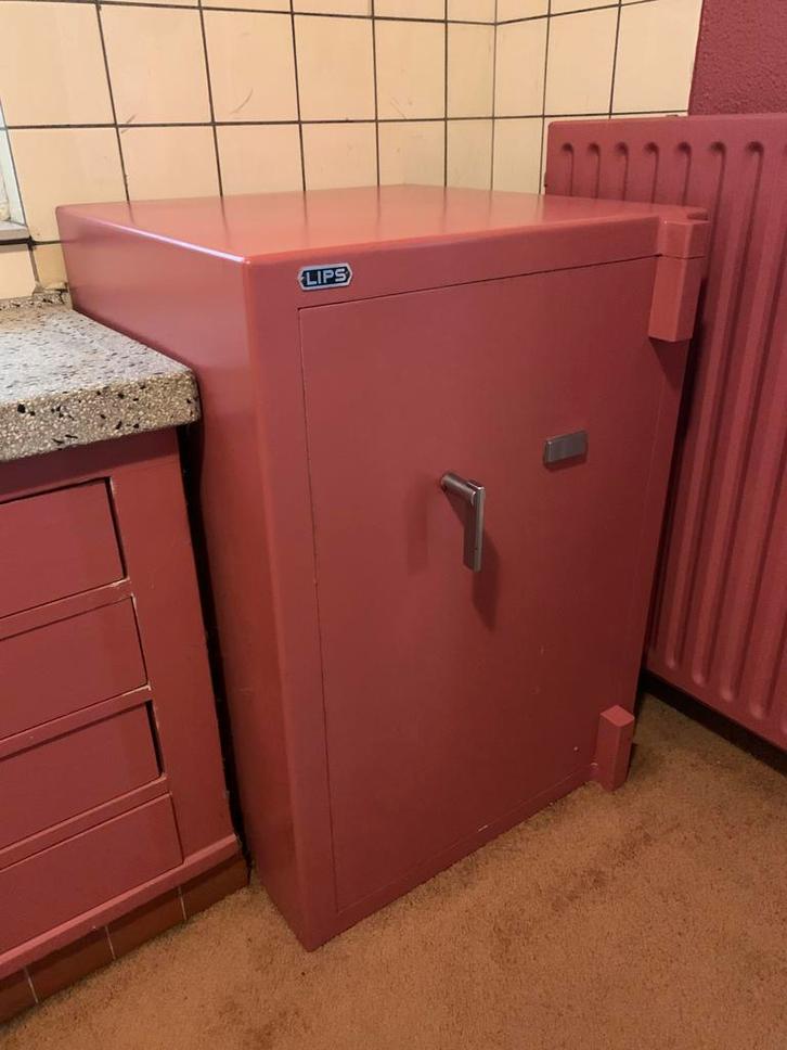 LIPS Kluis - Brandkast - Brandkluis 92 cm. hoog, Huis en Inrichting, Brandblussers en Brandkasten, Zo goed als nieuw, Brandkast