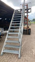 Stalen trap, Ophalen of Verzenden, Zo goed als nieuw, 2 tot 4 meter