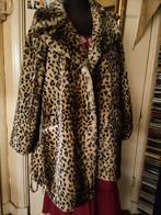 Panterprint bontjas - Maat M/XXL - Zo goed als nieuw, Kleding | Dames, Jassen | Winter, Maat 38/40 (M), Bruin, Ophalen of Verzenden