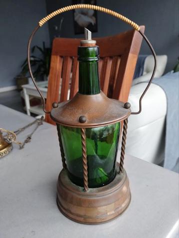 Antieke drankfles met muziek speeldoos Koper  beschikbaar voor biedingen