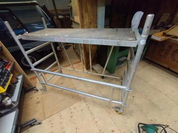 Mooi compacte kamersteiger, Faraone R180F beschikbaar voor biedingen