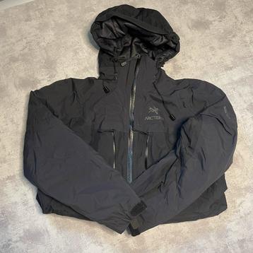 Arcteryx jacket beschikbaar voor biedingen