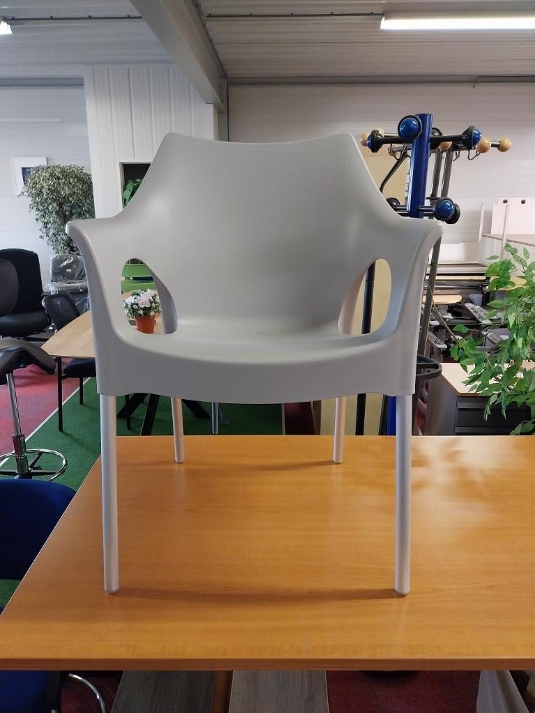 SCAB stoel. Model Ola. Restpartij!! Nieuw!!!, Ophalen, Kunststof, Overige kleuren, Nieuw