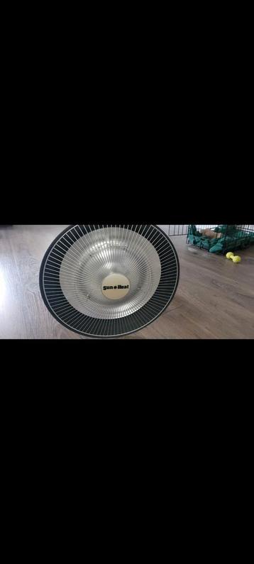  Heaterlamp te huur! 
 beschikbaar voor biedingen