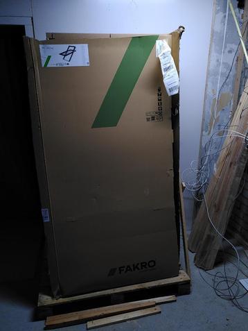 Fakro dakraam 94 x 180 beschikbaar voor biedingen