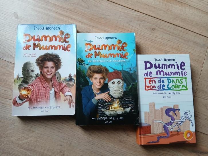 TOSCA MENTEN Dummie de Mummie 3x, Boeken, Kinderboeken | Jeugd | 10 tot 12 jaar, Gelezen, Fictie, Ophalen of Verzenden