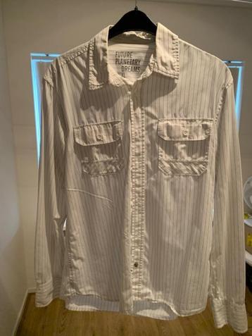 overhemden + broeken beschikbaar voor biedingen