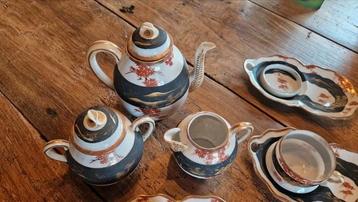 Antiek Japans Porseleinen Kutani Theeservies   beschikbaar voor biedingen