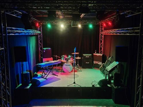 Nieuwe oefenruimte in Nijmegen voor bands, Contacten en Berichten, Muziek maken en Bandleden