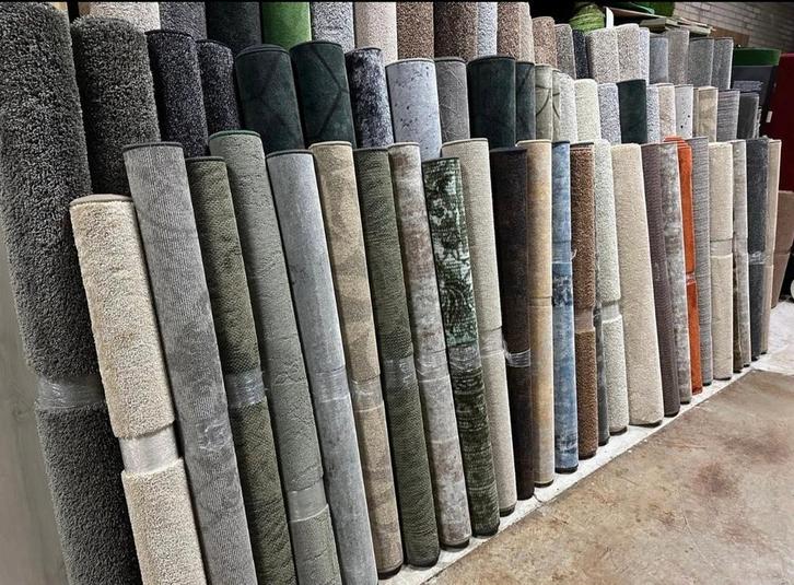 Vloerkleed Uitverkoop – Kom snel langs!, Huis en Inrichting, Stoffering | Tapijten en Kleden, Zo goed als nieuw, 200 cm of meer
