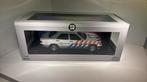 Mercedes 190 ducht police 1993 triple9 1.18, Hobby en Vrije tijd, Modelauto's | 1:18, Overige merken, Ophalen of Verzenden, A