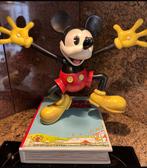 Mickey Mouse Beeldop Boek - Disney Collectible, Ophalen of Verzenden, Zo goed als nieuw, Overige soorten, Beeldje of Figuurtje