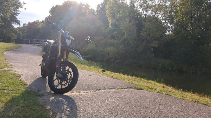 Reiju mrt 50 pro 2020 met maar 4500km!!, Fietsen en Brommers, Brommers | Crossbrommers, Zo goed als nieuw, Overige merken, Ophalen of Verzenden