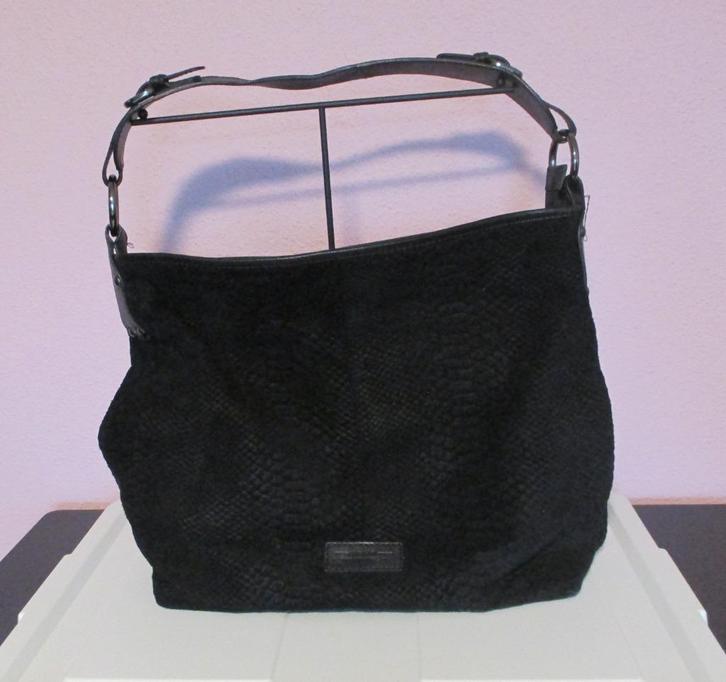 Sacha Suede Schoudertas, Sieraden, Tassen en Uiterlijk, Tassen | Schoudertassen, Zo goed als nieuw, Overige merken, Zwart, Leer