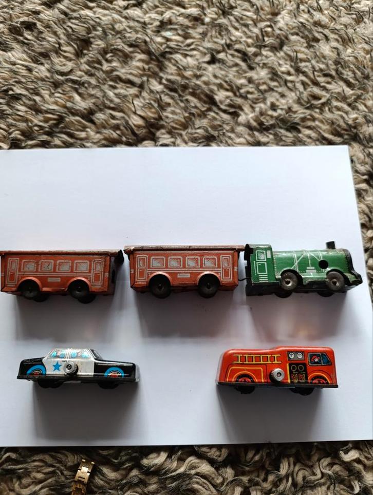Oud blikken speelgoed trein en auto's, Antiek en Kunst, Antiek | Speelgoed, Ophalen of Verzenden