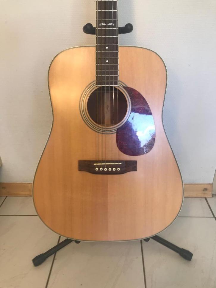 Cort Earth 200 met standaard, Muziek en Instrumenten, Snaarinstrumenten | Gitaren | Akoestisch, Gebruikt, Western- of Steelstringgitaar