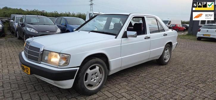 Mercedes-Benz 190-serie 1.8 E Basic Orgineel NL *GEEN APK*, Auto's, Mercedes-Benz, Bedrijf, Te koop, 190-Serie, Benzine, Euro 1