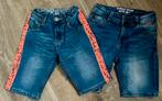 TE KOOP: 2 leuke korte jeansbroekjes maat 122 ZGAN, Broek, Ophalen of Verzenden, Zo goed als nieuw, Jongen
