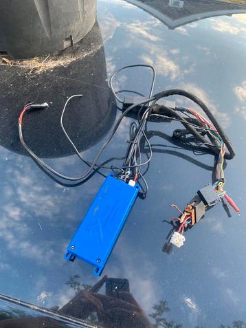 parrot bluebox carkit beschikbaar voor biedingen