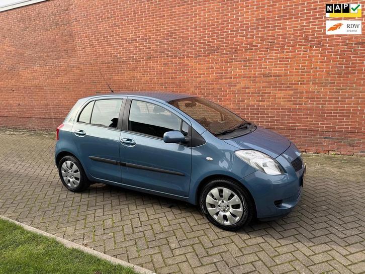 Toyota Yaris 1.3 VVTi Sol MMT Airco, Auto's, Toyota, Bedrijf, Te koop, Yaris, ABS, Airbags, Airconditioning, Boordcomputer, Centrale vergrendeling