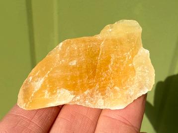 Oranje Calciet uit Mexico mineralen beschikbaar voor biedingen