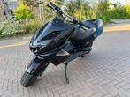 Yamaha aerox 70cc, Fietsen en Brommers, Ophalen, Zo goed als nieuw, Tweetakt, Aerox