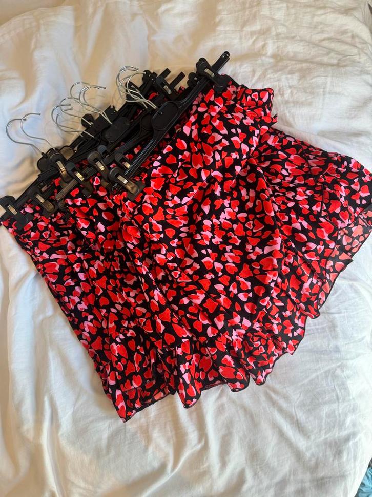 Hartjes Rokjes - Rest Opruiming! M/L & S/M, Kleding | Dames, Rokken, Nieuw, Maat 38/40 (M), Rood, Boven de knie, Ophalen of Verzenden