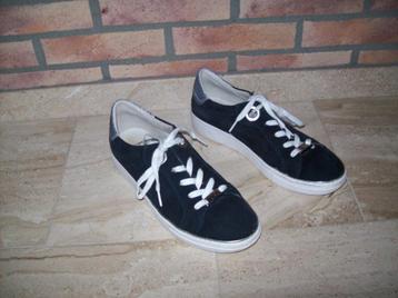 Prachtige DL Sport Sneakers maat 42 beschikbaar voor biedingen