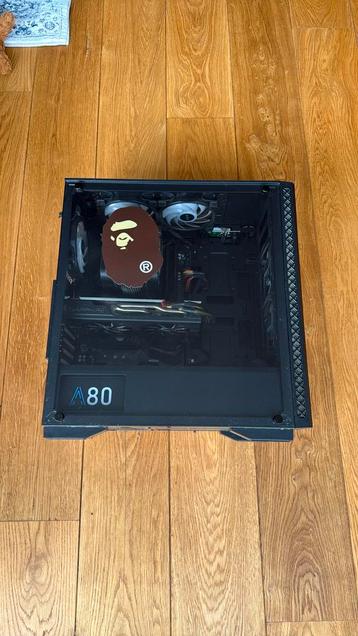 Desktop PC gaming beschikbaar voor biedingen