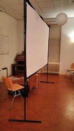 Groot 120 inch Beamer/projectiescherm - 1x gebruikt, Audio, Tv en Foto, Projectieschermen, Ophalen of Verzenden, Zo goed als nieuw