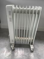 Radiator - 2000W, verrijdbaar, Ophalen, 30 tot 80 cm, Radiator, Zo goed als nieuw
