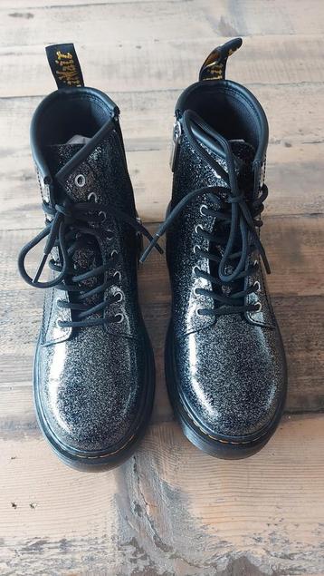 Dr Martens Glitter maat 34 beschikbaar voor biedingen