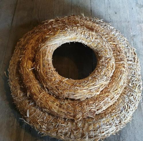 Stro kransen - krans diverse maten - bloemschikken, Huis en Inrichting, Woonaccessoires | Kransen, Nieuw, Ophalen of Verzenden