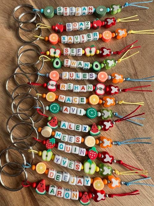 Gepersonaliseerde Sleutelhanger met Naam en Fruitkralen, Sieraden, Tassen en Uiterlijk, Overige Accessoires, Nieuw, Ophalen of Verzenden