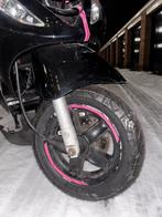 Te koop in onderdelen! Piaggio zip, Ophalen, Zo goed als nieuw, Zip