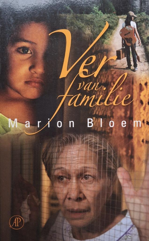 Marion Bloem - Ver van familie, Boeken, Romans, Zo goed als nieuw, Nederland, Ophalen of Verzenden