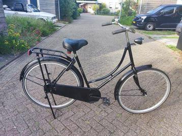 3 maal oma fiets met terugtraprem beschikbaar voor biedingen