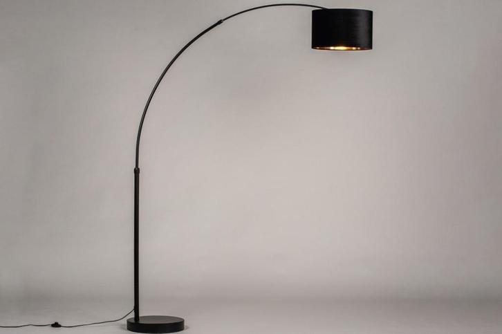 Moderne zwarte booglamp van Rietveld, Huis en Inrichting, Lampen | Vloerlampen, Zo goed als nieuw, 150 tot 200 cm, Metaal, Ophalen